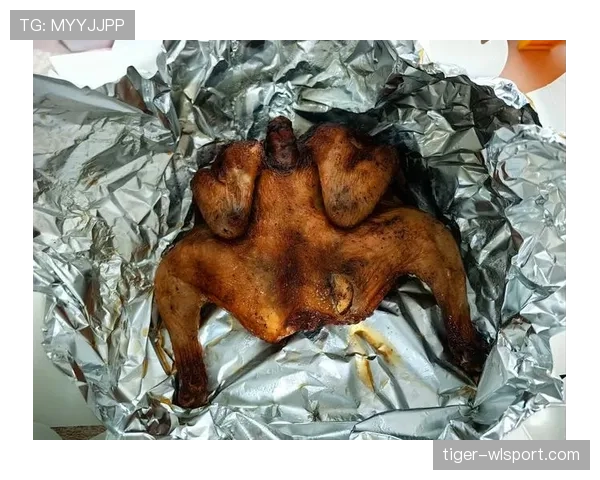 菲尔普斯退役后每天吃六顿饭,教练说他光早餐就能干掉一整只烤鸡 菲尔普斯退役后每天吃六顿饭,教练说他光早餐就能干掉一整只烤鸡